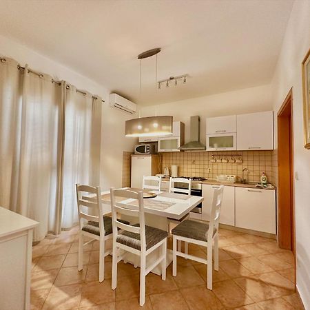 Apartments Labinac Pula Extérieur photo